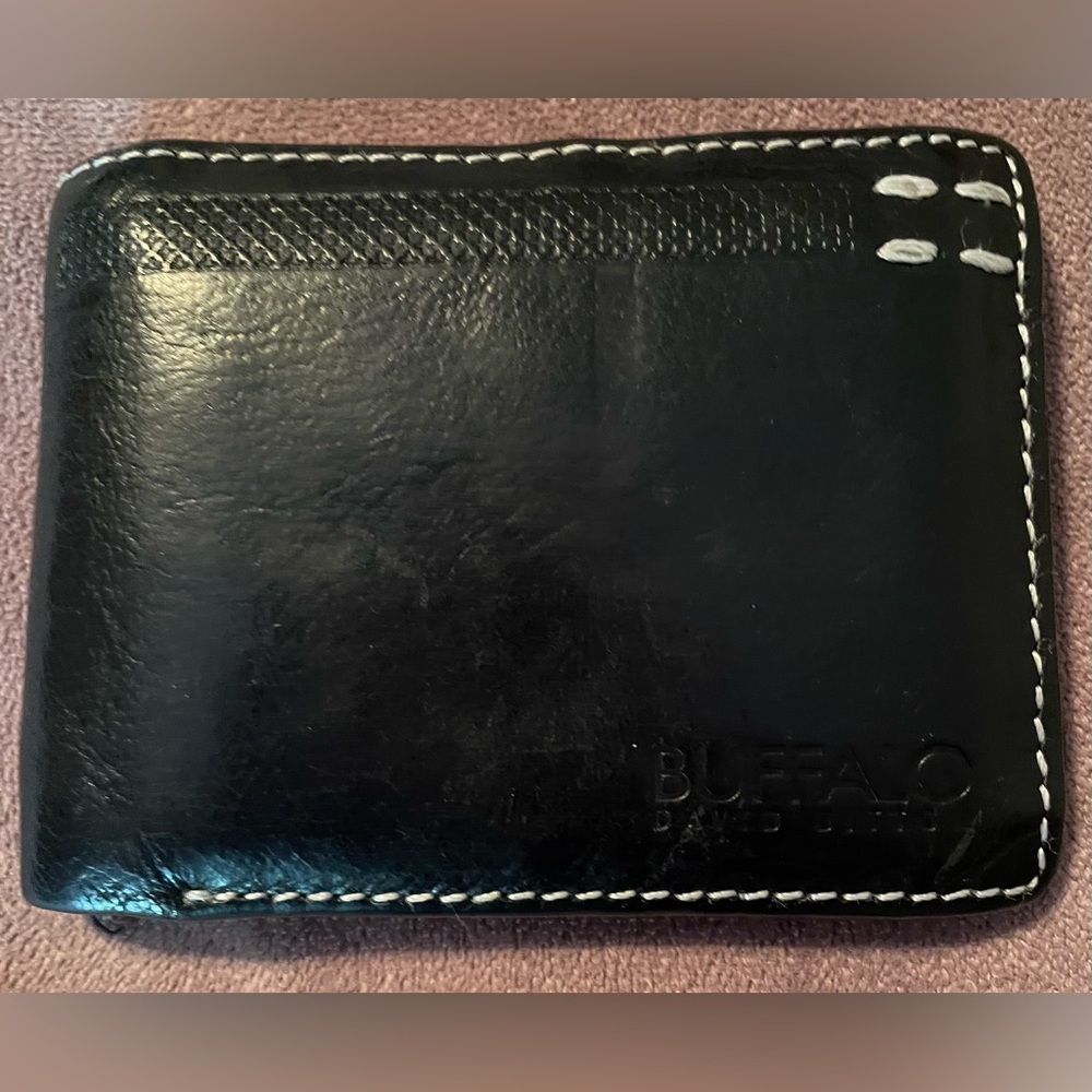 Buffalo David Bitton Black Leather Wallet *See Description*